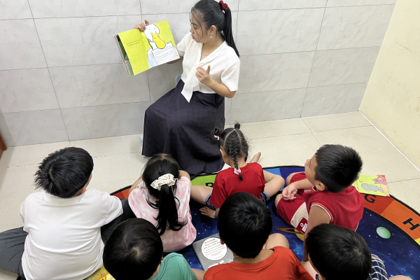HOẠT ĐỘNG LỚP THƯ VIỆN